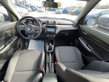 Car image 15