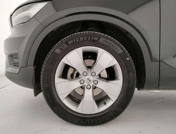 Volvo XC40 T3 Geartronic Plus 120 kW image number 8