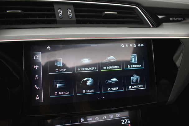 Audi e-tron 55 quattro S-line 300 kW image number 36