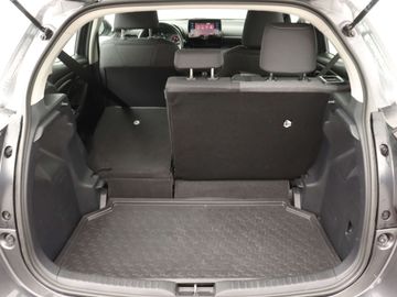 Car image 37