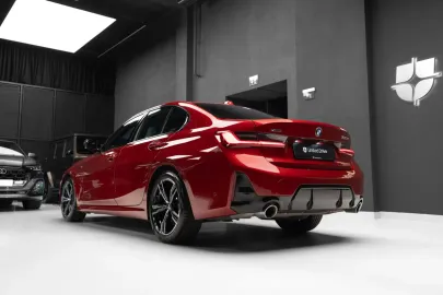 Car image 40