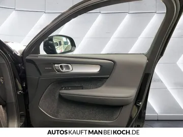 Car image 34