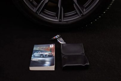 Car image 33