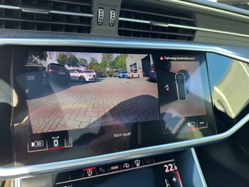 Car image 29