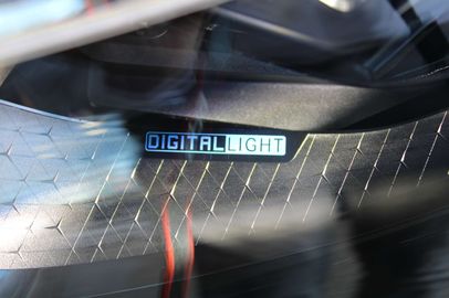 Car image 30