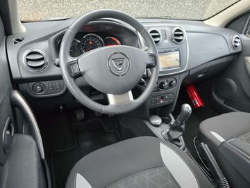 Car image 20