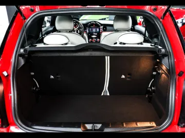 Car image 29
