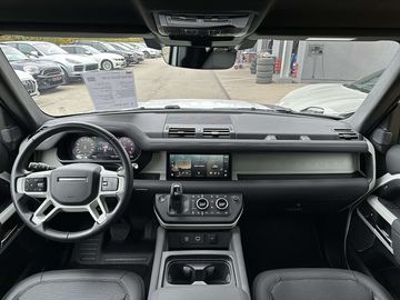 Car image 26