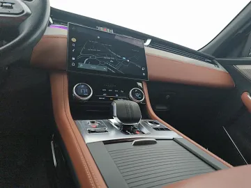 Car image 35