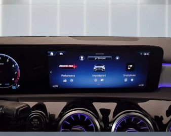 Car image 30