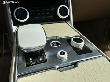 Car image 35