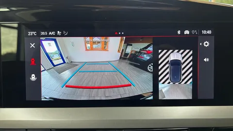 Car image 23
