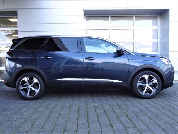 Peugeot 5008 BlueHDi EAT8 Allure 96 kW image number 3