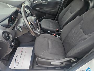 Car image 19