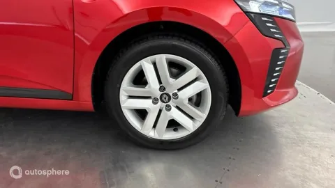 Car image 20