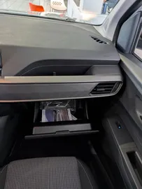 Car image 31