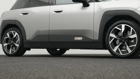 Car image 22