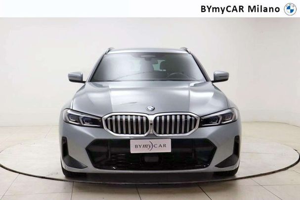 BMW 320d Touring xDrive 140 kW image number 2