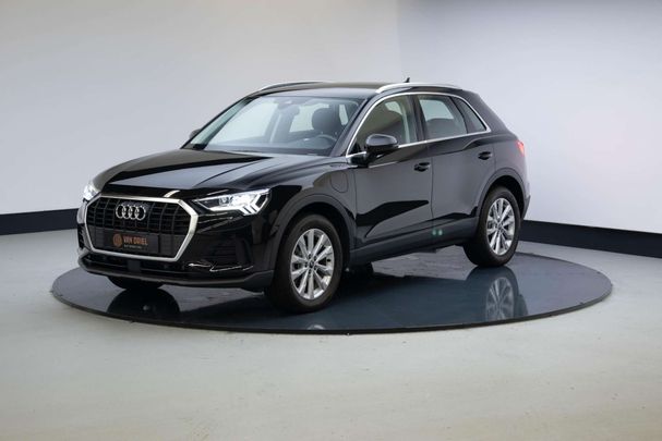 Audi Q3 45 TFSIe 180 kW image number 14