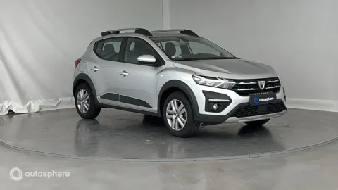 Car image 3