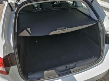 Car image 37