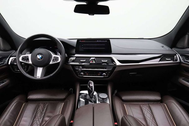 BMW 630i Gran Turismo 190 kW image number 3