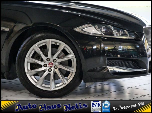 Jaguar XF 2.2 Sportbrake 147 kW image number 5