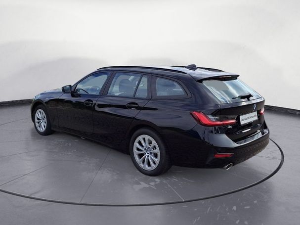 BMW 320 e Touring Advantage 150 kW image number 3