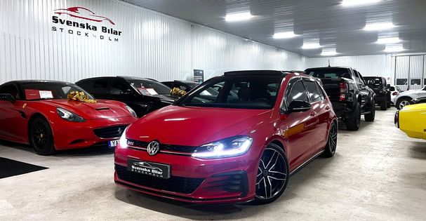 Volkswagen Golf GTI DSG 180 kW image number 1