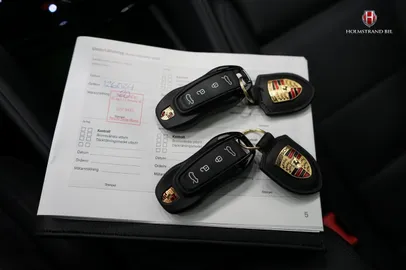 Car image 29