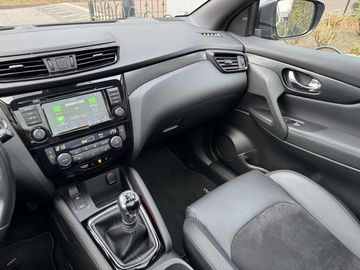 Car image 26