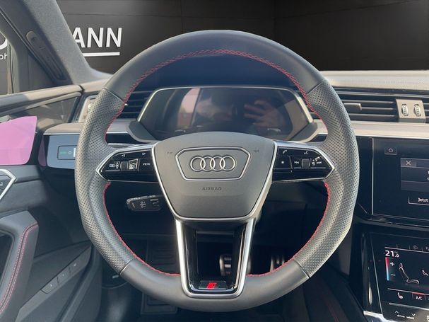 Audi Q8 55 e-tron S-line 300 kW image number 8