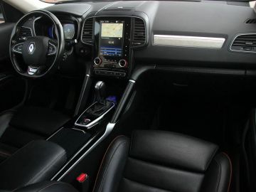 Car image 30