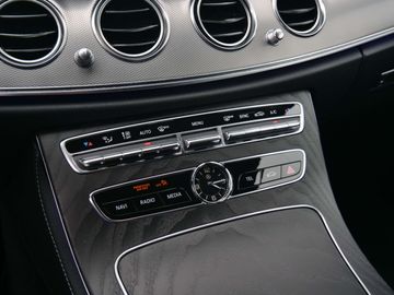 Car image 41