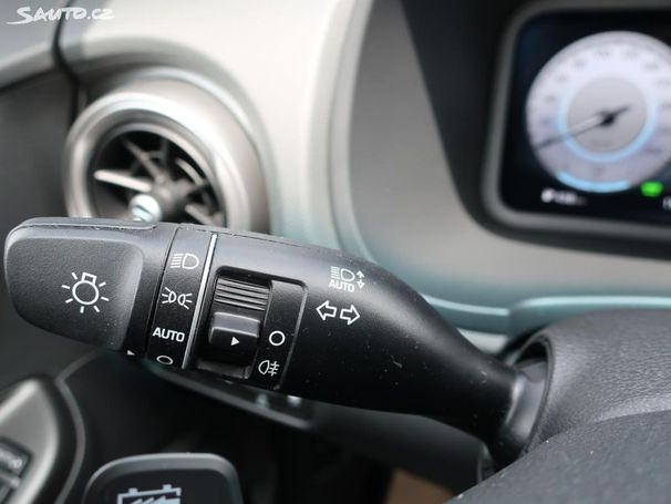 Hyundai Kona 64 kWh 150 kW image number 26