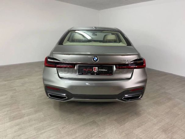 BMW 740d xDrive 235 kW image number 3