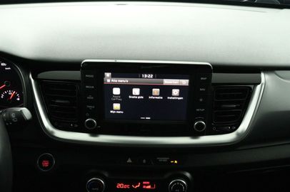 Car image 30