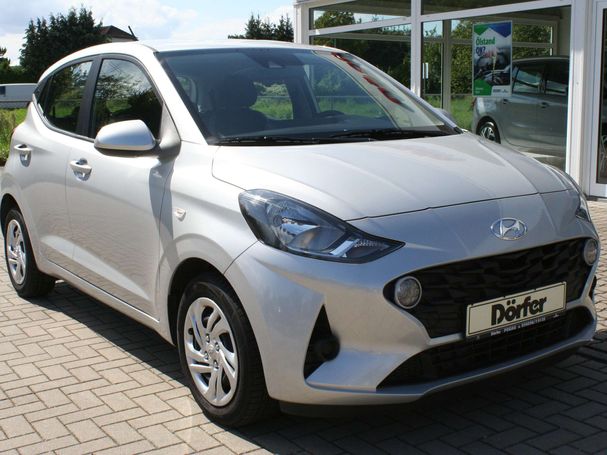 Hyundai i10 blue Select 49 kW image number 3