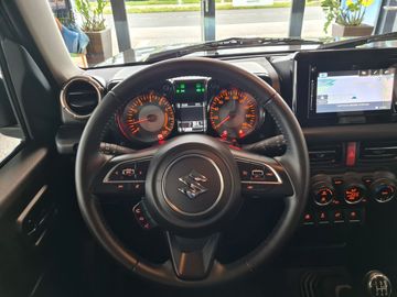 Car image 12