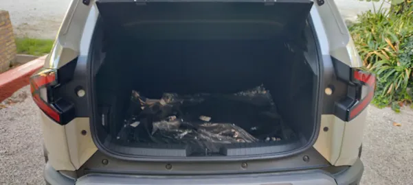 Car image 22