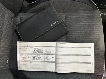 Car image 40