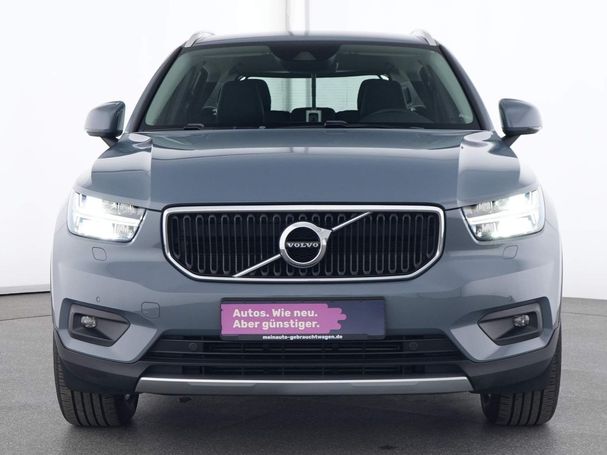 Volvo XC40 Momentum 110 kW image number 4