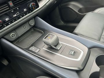 Car image 38