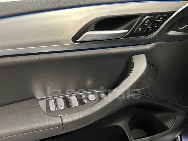 BMW iX3 M Sport Inspiring 80 kWh 210 kW image number 17