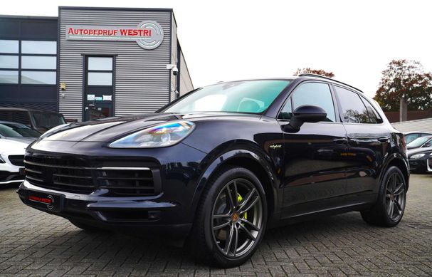 Porsche Cayenne E-Hybrid 340 kW image number 2