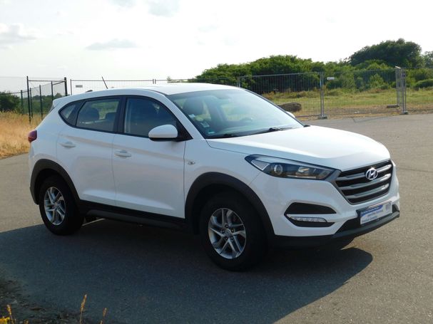 Hyundai Tucson blue Classic 85 kW image number 1