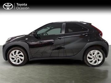 Car image 4