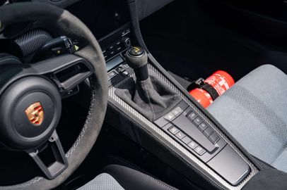 Car image 35