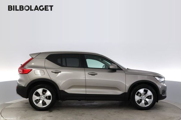 Volvo XC40 D3 AWD Momentum 111 kW image number 5