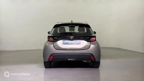 Car image 5